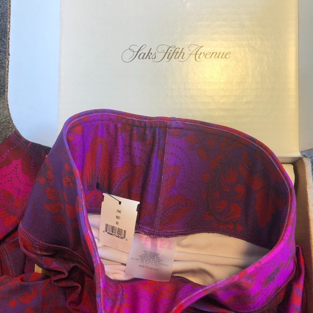 NWT EXCLUSIVE Terez Ruby Amethyst Damask Leggings XS - Picture 10 of 16
